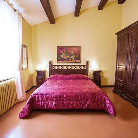 Alloggio per agriturismo Torre Burchio *